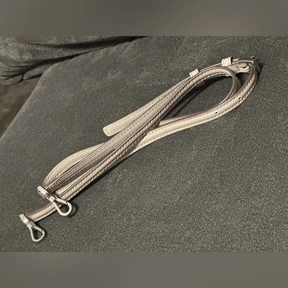 Kate Spade Crossbody Strap - Picture 9 of 13